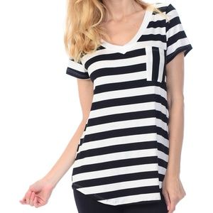 STRIPE V-NECK TOP